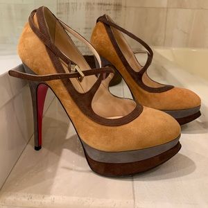 New* Luciano Padovani Platform pumps